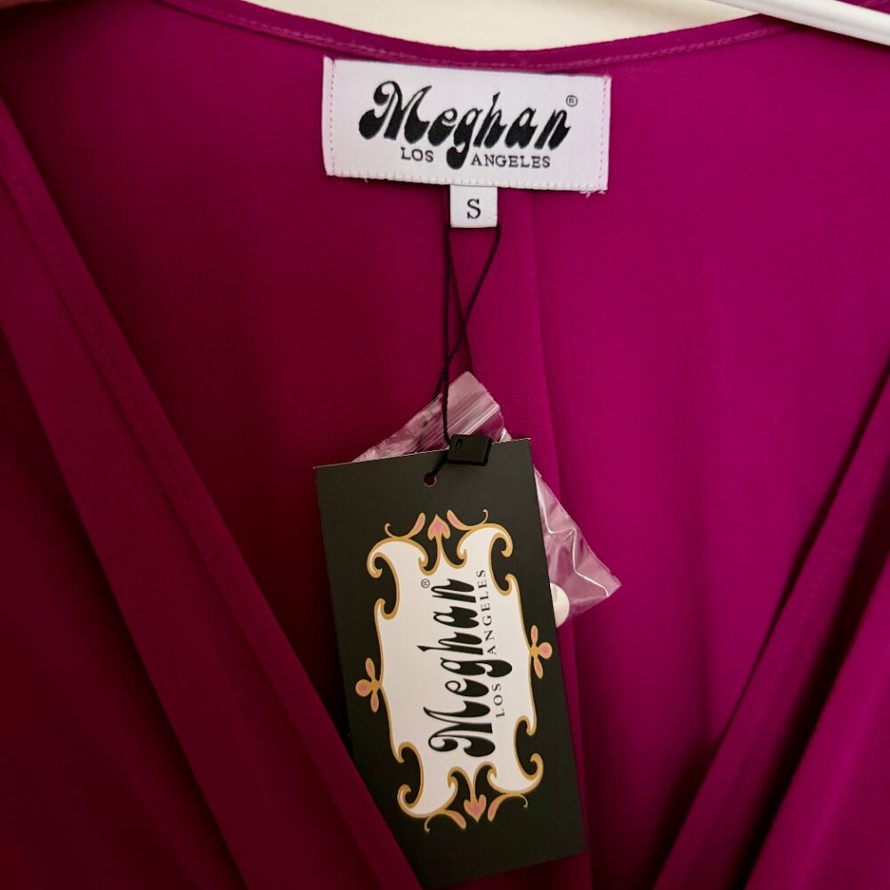 NWT Sold Out Meghan LA Fabulous LilyPad Maxi Dress Tie Cranberry - Picture 5 of 5